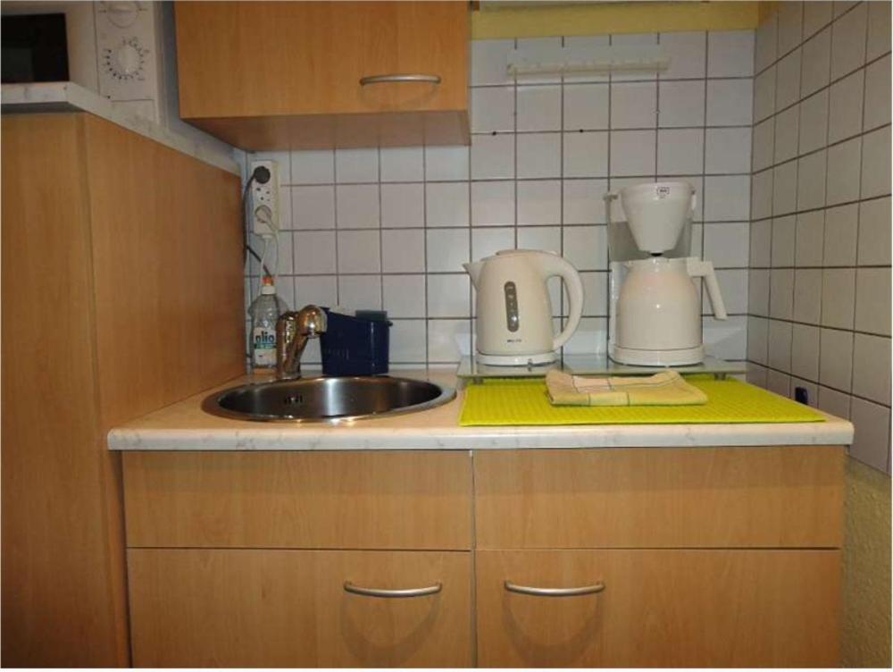 Rentcenter79